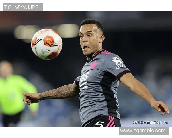 足球球星个性化靠枕设计打造完美睡眠体验，球迷必备收藏品