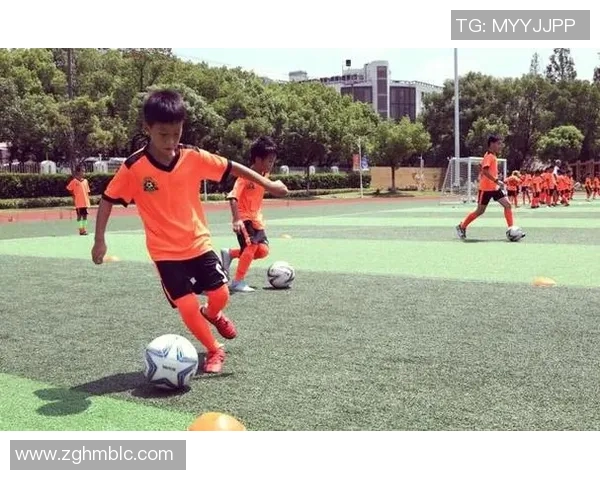 追梦绿茵场小学足球最佳球星闪耀校园奋勇争先 追梦绿茵场小学足球最佳球星闪耀校园奋勇争先
